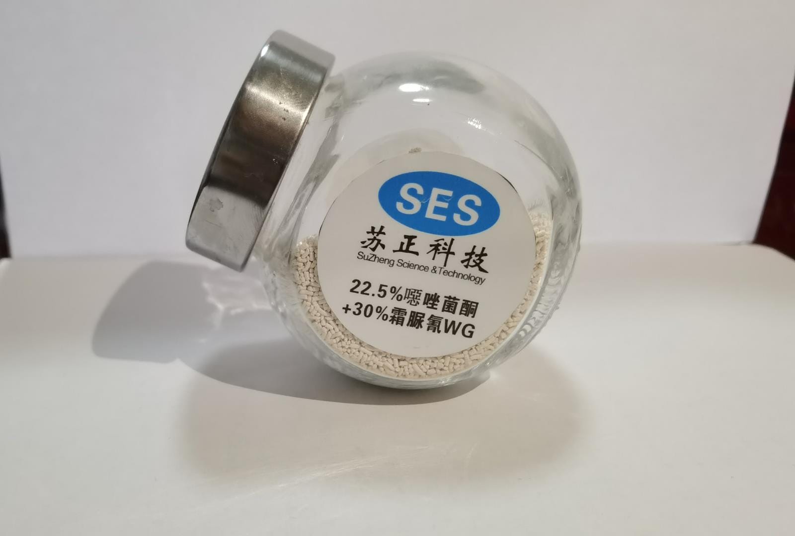 22.5%噁唑菌酮+30%霜脲氰